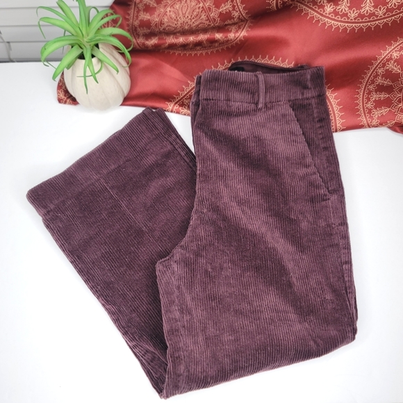 Express Cropped Straight High Rise Corduroy Pants Size 2S - Picture 1 of 13